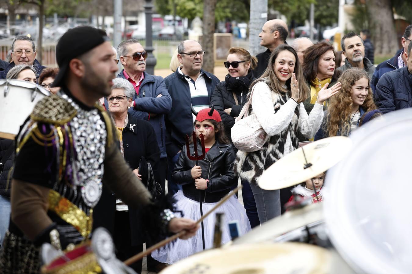 El gran desfile del Carnaval de Córdoba, en imágenes