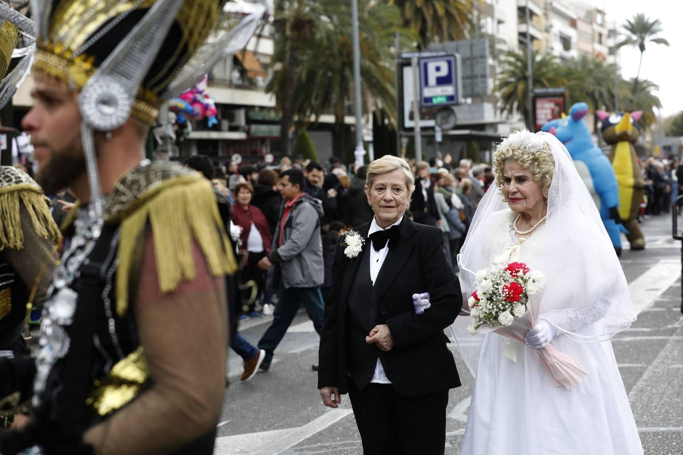 El gran desfile del Carnaval de Córdoba, en imágenes