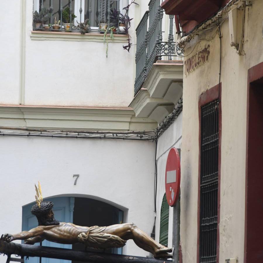 Traslaso del Cristo de la Salud de la Carretería a su capilla