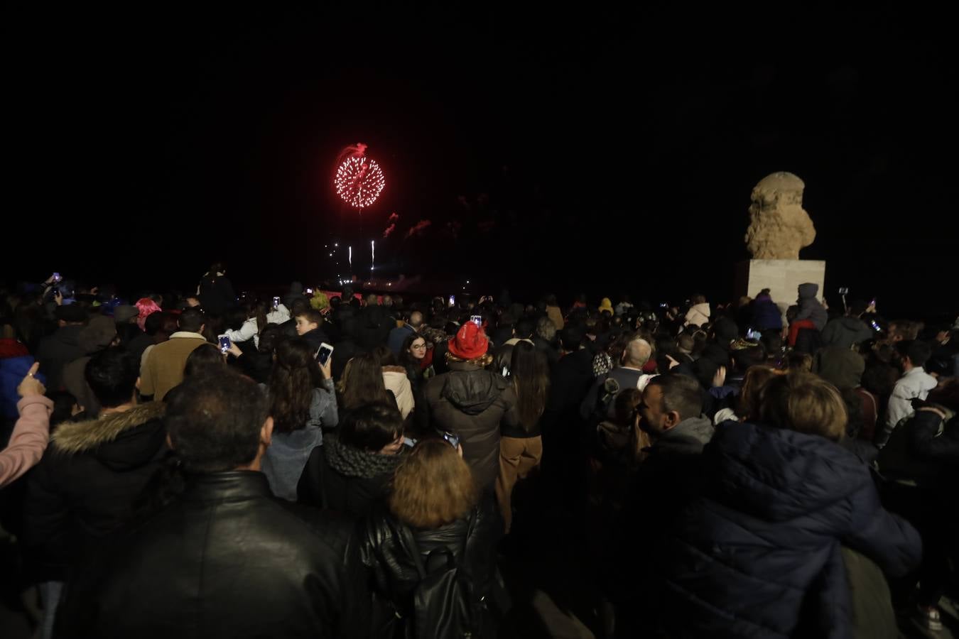 FOTOS: Quema de la Bruja Piti y fuegos artificiales desde La Caleta