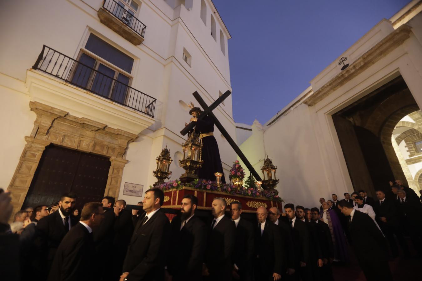 FOTOS: El Señor de Sanidad abre la Cuaresma 2020 en Cádiz