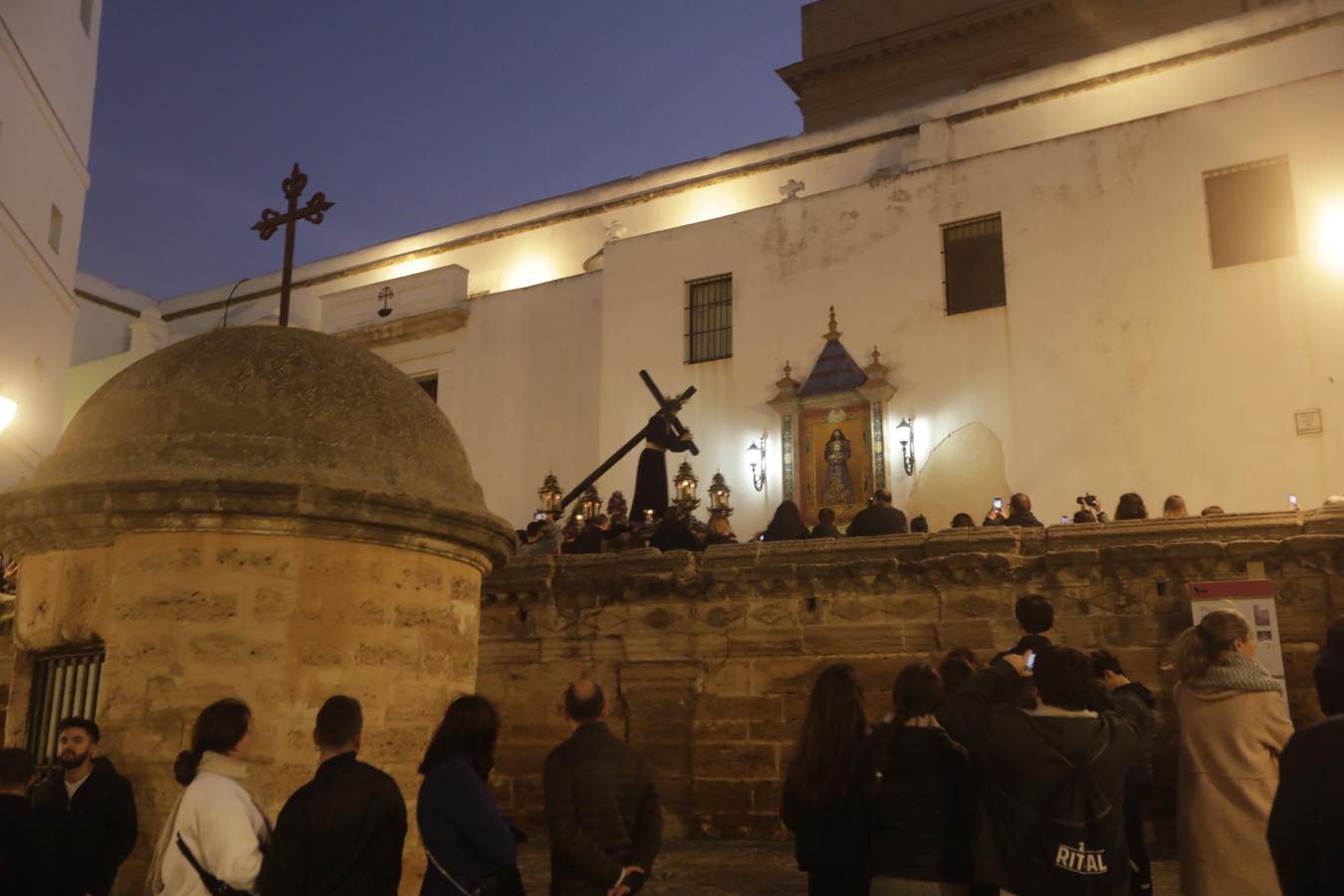 FOTOS: El Señor de Sanidad abre la Cuaresma 2020 en Cádiz