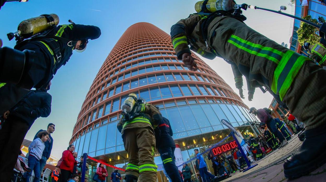 Carrera y escalada a Torre Sevilla