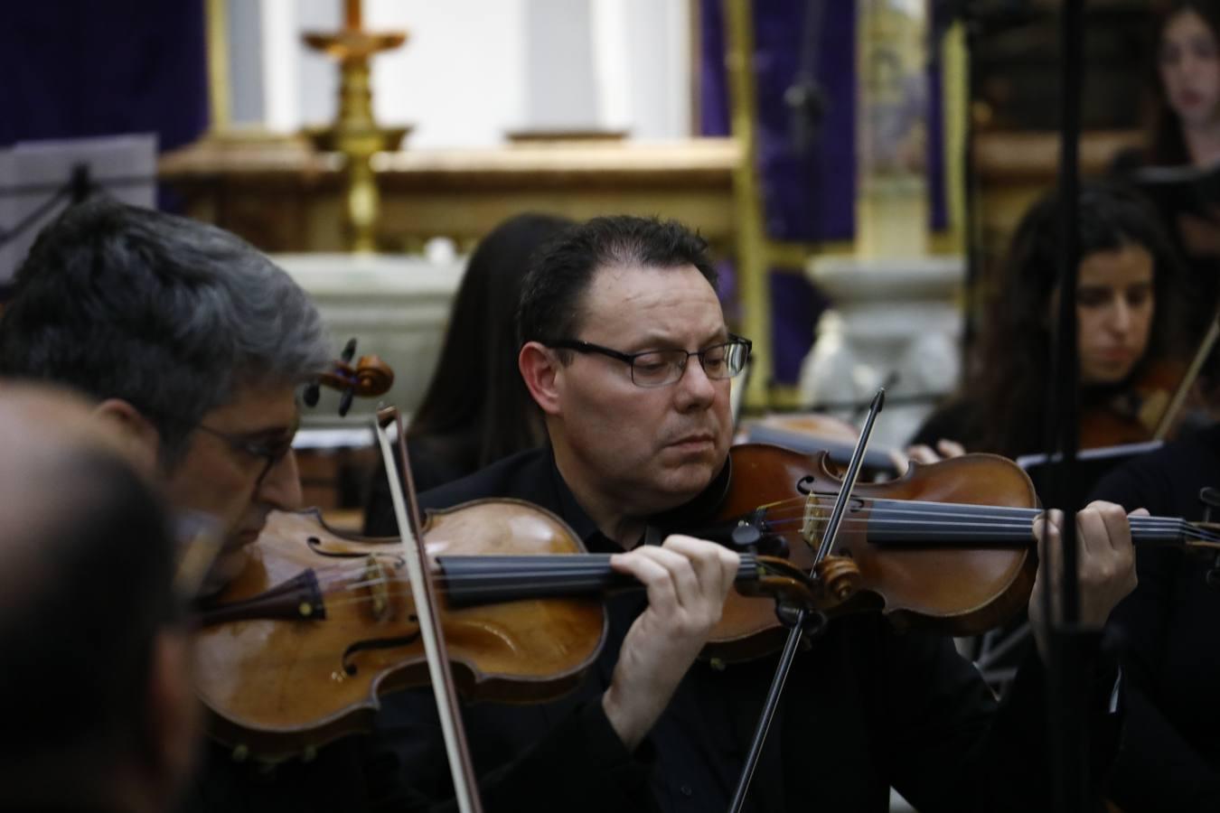 El concierto de la Orquesta y Coro de la Catedral de Córdoba en la Trinidad, en imágenes