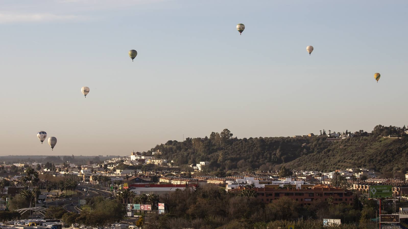 Tablada, epicentro de la XXI edición de la Copa del Rey de globos aerostáticos