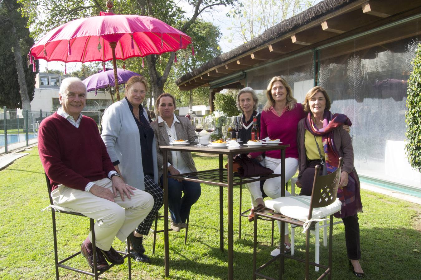 Álvaro Salinas, Cira Vázquez, Mercedes Portellano, Concha Tejera, Marta García Ceballos y María Loring