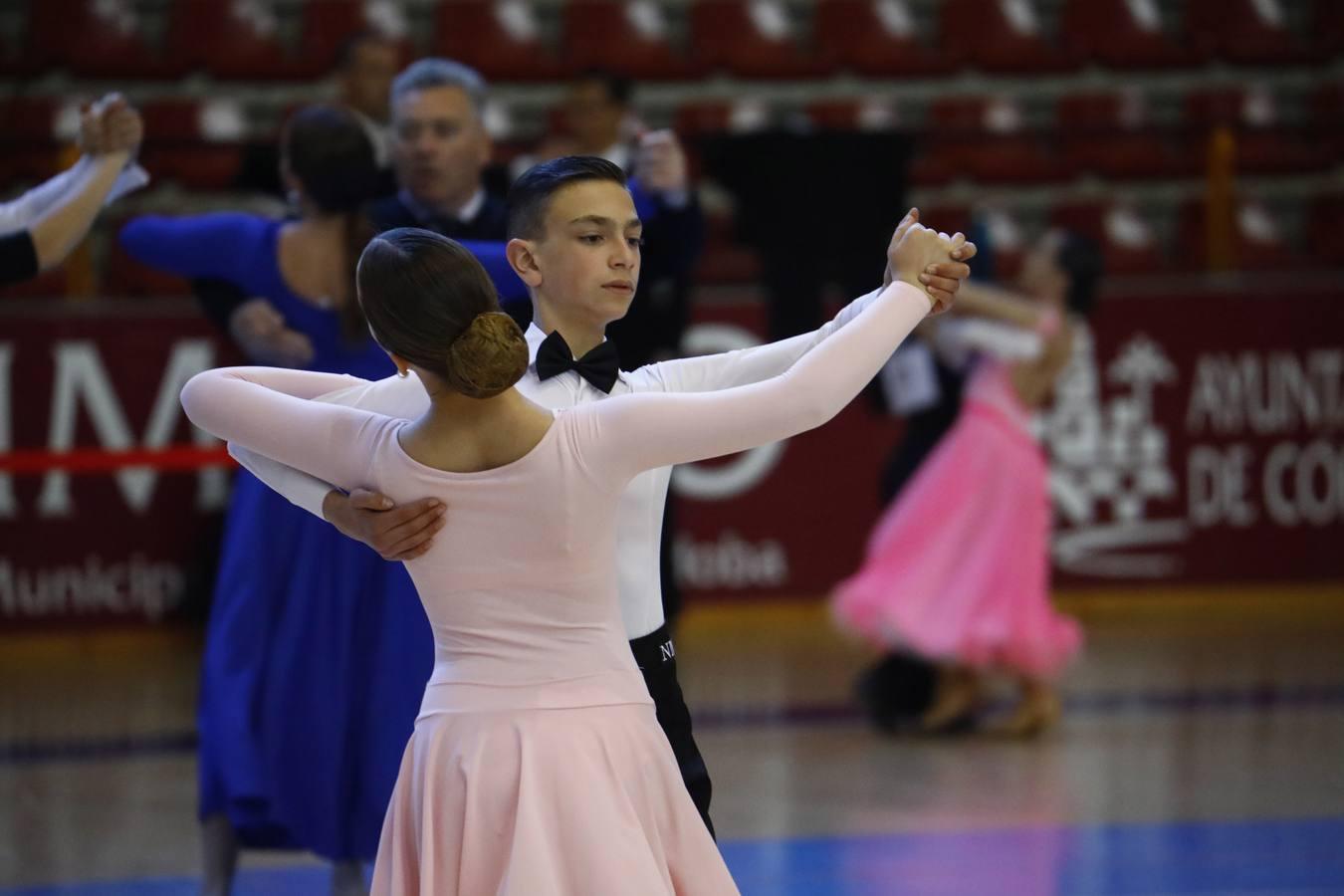 La final del campeonato de España de Baile Retro en Córdoba, en imágenes