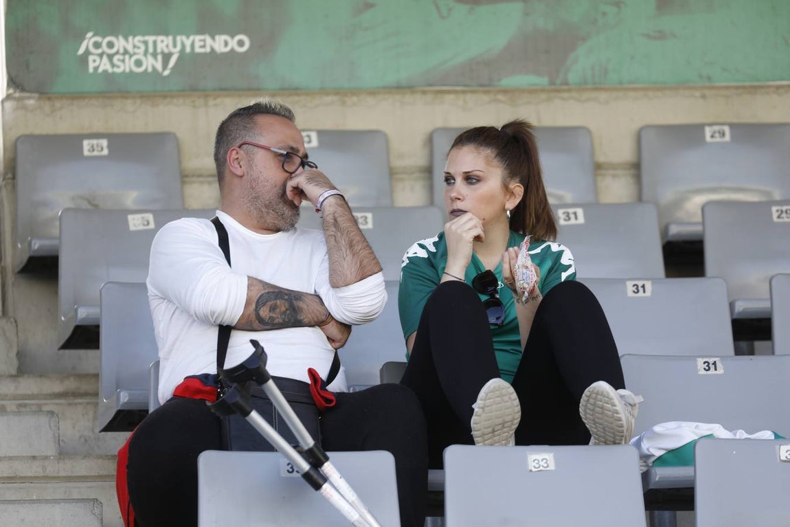 El ambiente en la grada del Córdoba CF-Cartagena, en imágenes