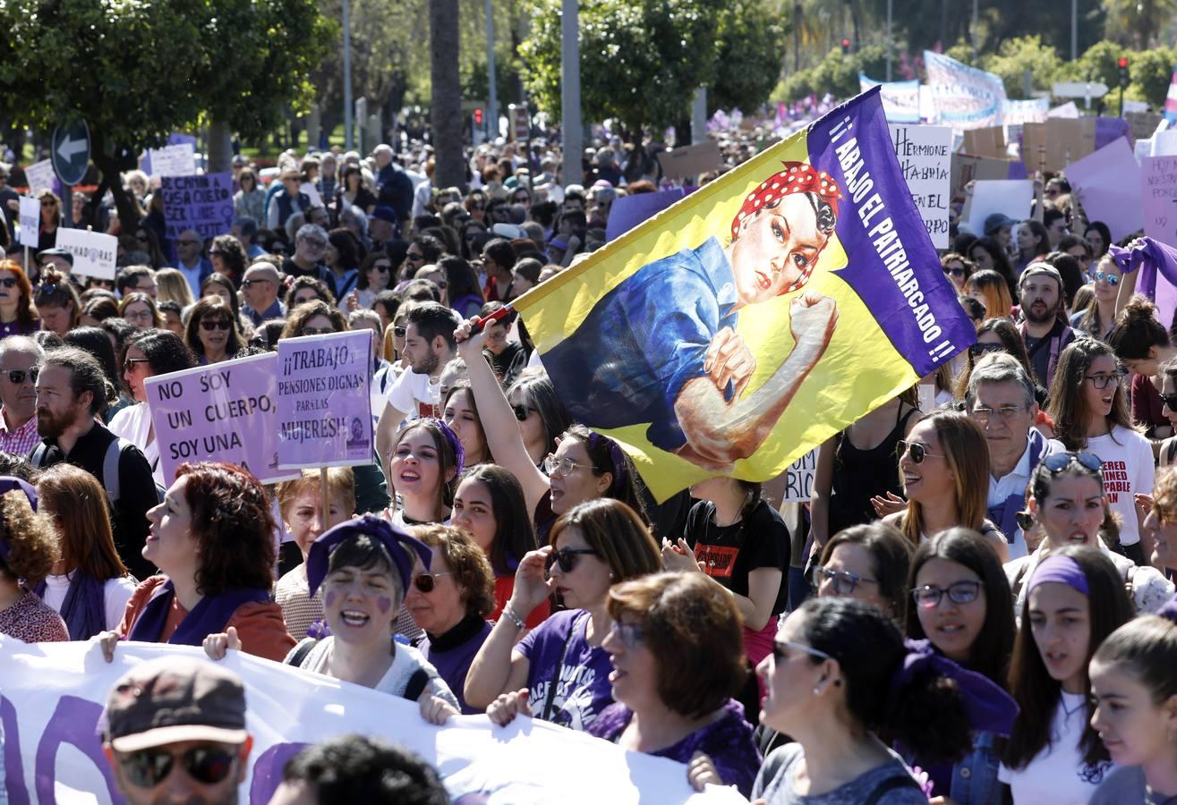 Las mejores imágenes de la manifestación del Día de la Mujer en Córdoba