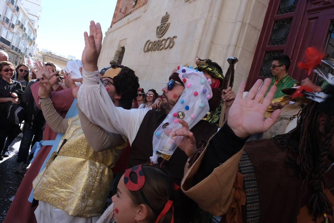 Fotos: El Carnaval Chiquito despide la fiesta en la calle