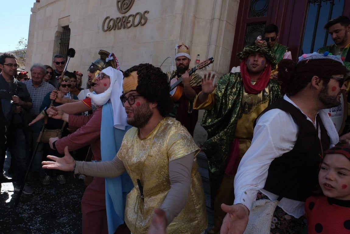 Fotos: El Carnaval Chiquito despide la fiesta en la calle