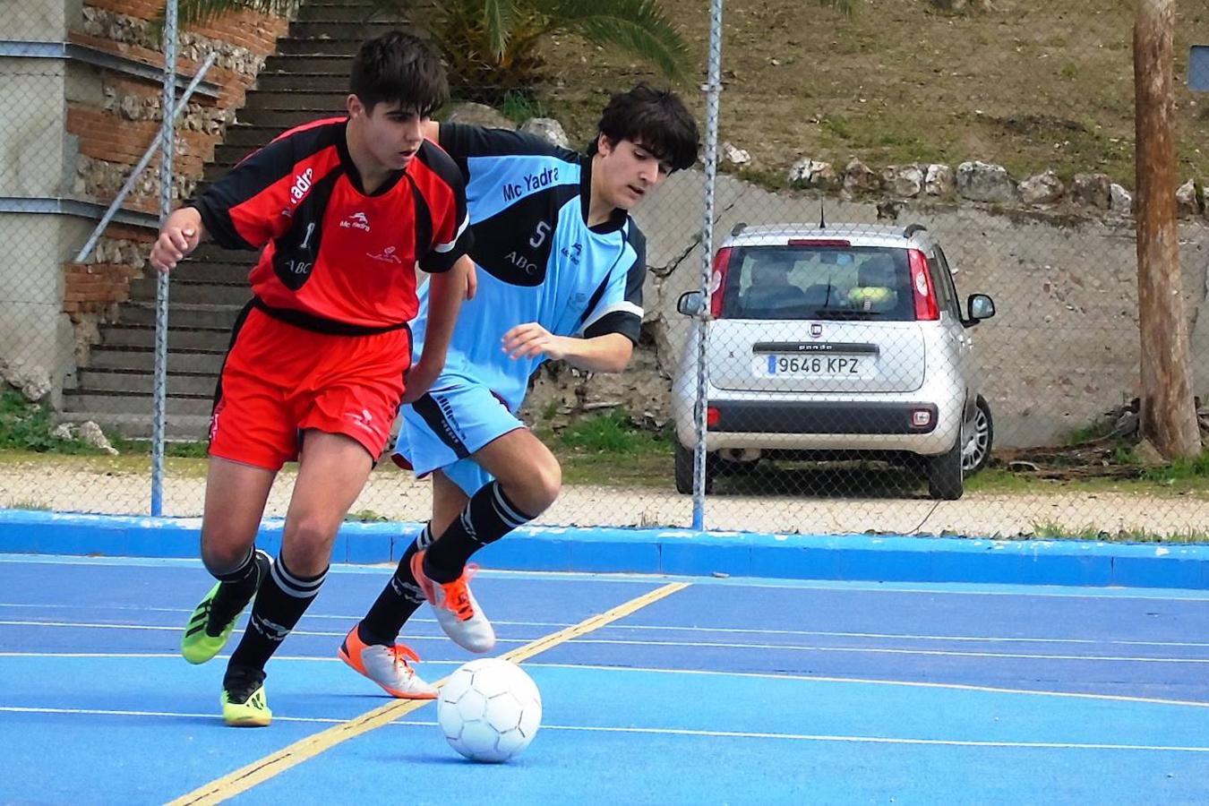 Las imágenes de la 12ª jornada de fútbol sala juvenil