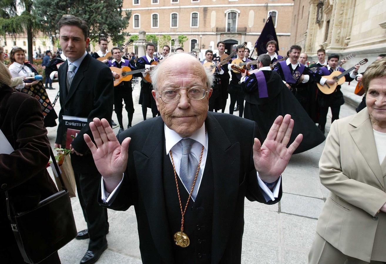 Tras recibir el Premio Cervantes en la Universidad de Alcalá de Henares