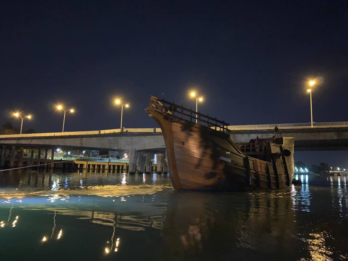 Las imágenes de la réplica de la Nao Victoria 500 en el Guadalquivir