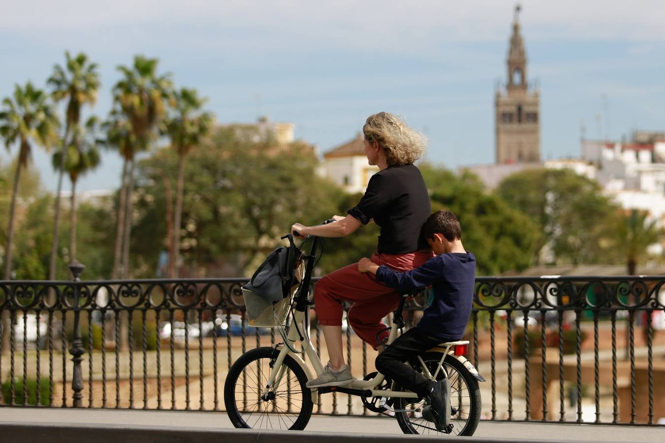 En imágenes, Sevilla registra temperaturas primaverales