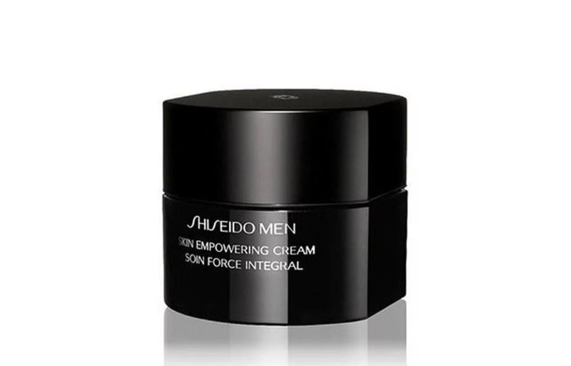 Antiedad. Un potente tratamiento global antiedad que combate los principales signos de la edad: arrugas, pérdida de firmeza, aspereza, sequedad y tono apagado. (Precio: 139€/ 50ml)