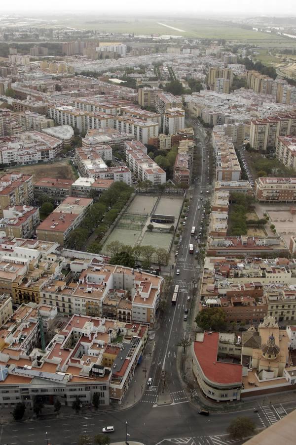 Las impresionantes vistas desde Torre Sevilla de una ciudad vacía por el coronavirus