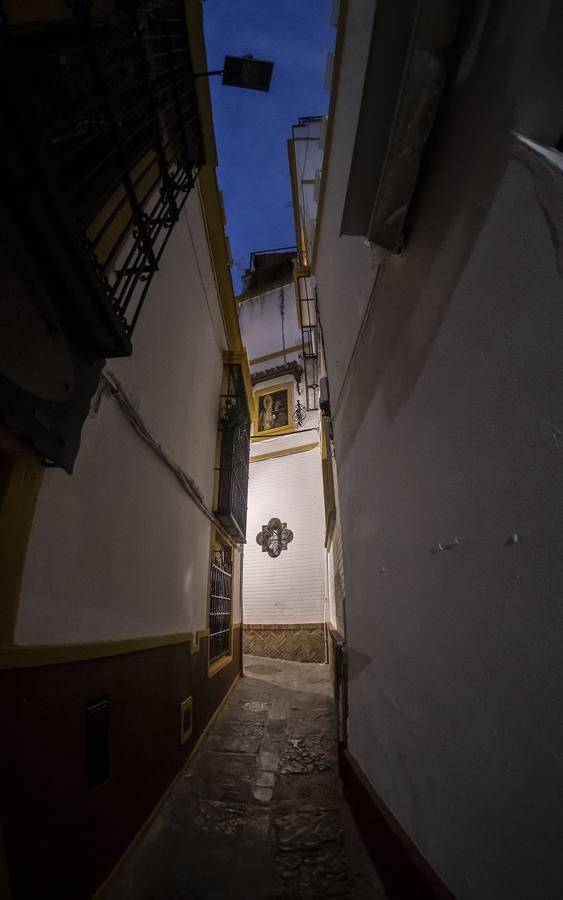 Coronavirus en Sevilla: así luce el barrio de Santa Cruz