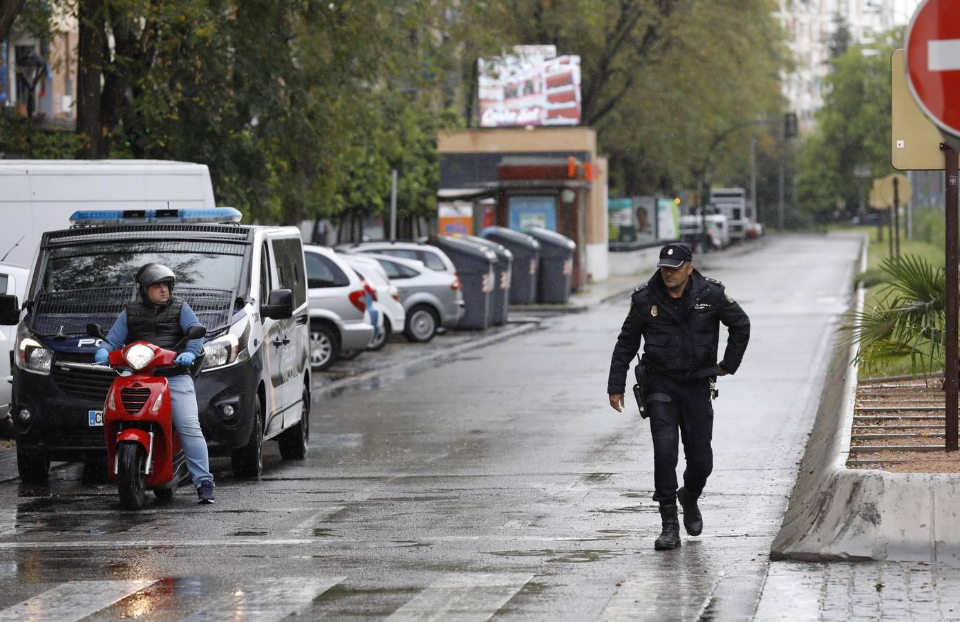 Las calles desiertas de un domingo de coronavirus en Córdoba, en imágenes