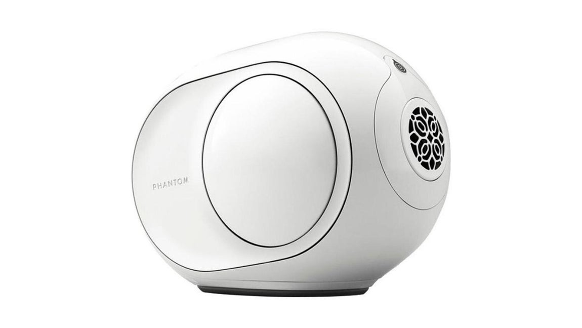 Altavoz Bluetooth Phantom Reactor, de Devialet. Altavoz inalámbrico compacto con un pico de potencia de 900W Blanco (disponible también en negro) cuyo tamaño te permitirá disfrutar de un sonido sin precedentes en cualquier parte. Precio: 1.390€