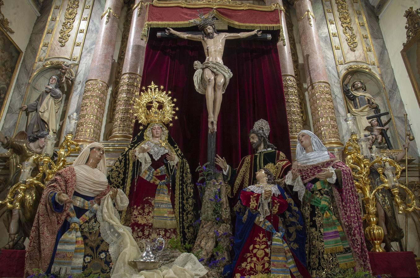 El altar de quinario del Cristo de los Desamparados del Santo Ángel