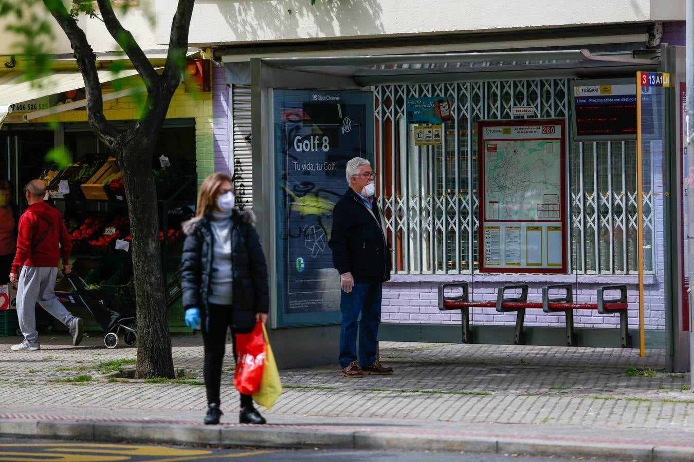 Pino Montano: el día a día en un barrio sevillano durante el estado de alarma