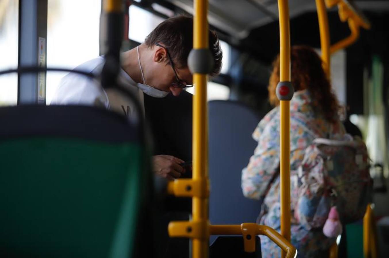 El servicio de Aucorsa durante el estado de alarma, en imágenes