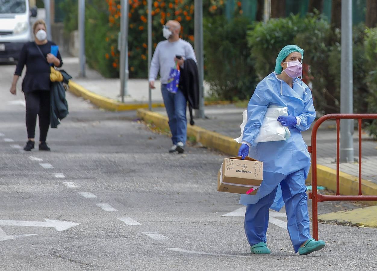 Coronavirus en Sevilla: la actividad de los centros sanitarios, en imágenes