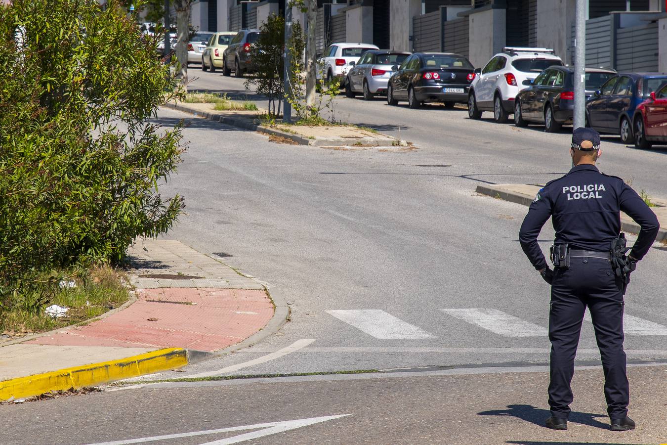 Coronavirus en Sevilla: así se vive el estado de alarma en las calles de Espartinas