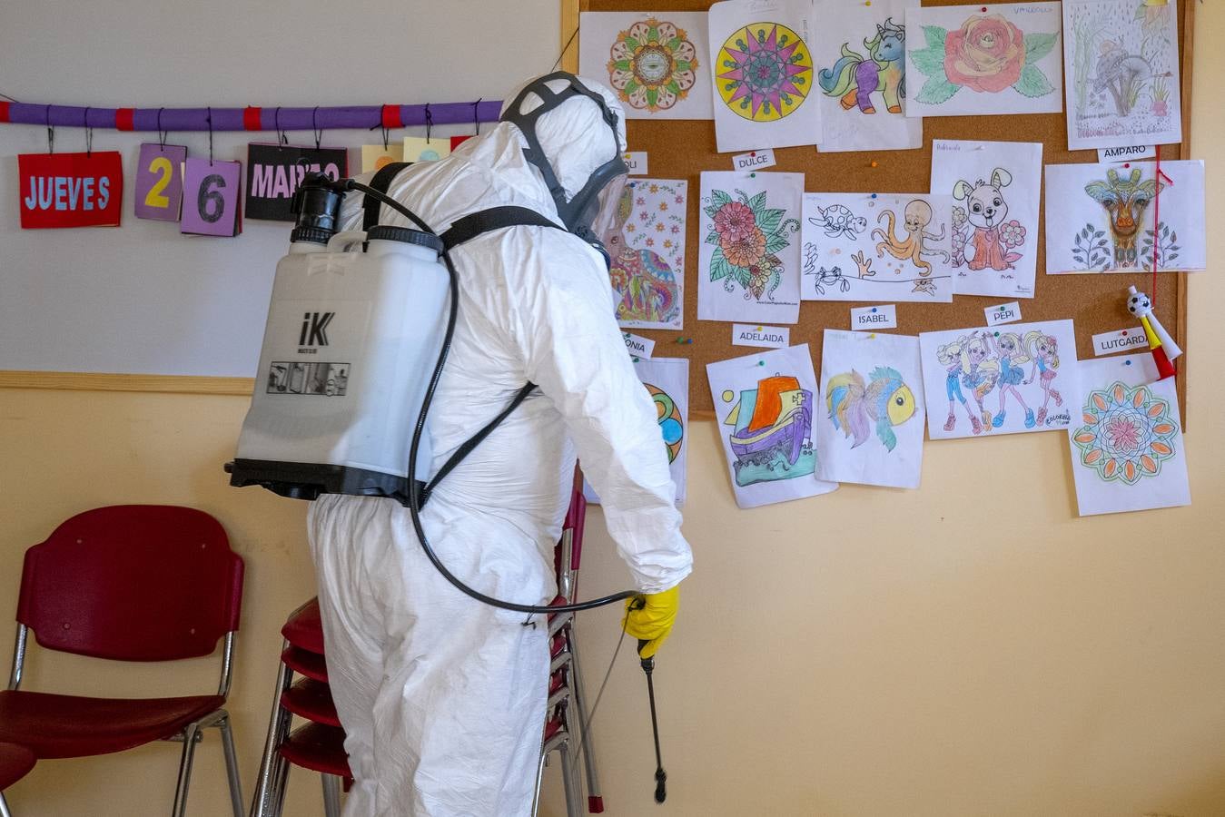 Coronavirus en Sevilla: así se vive el estado de alarma en las calles de Espartinas