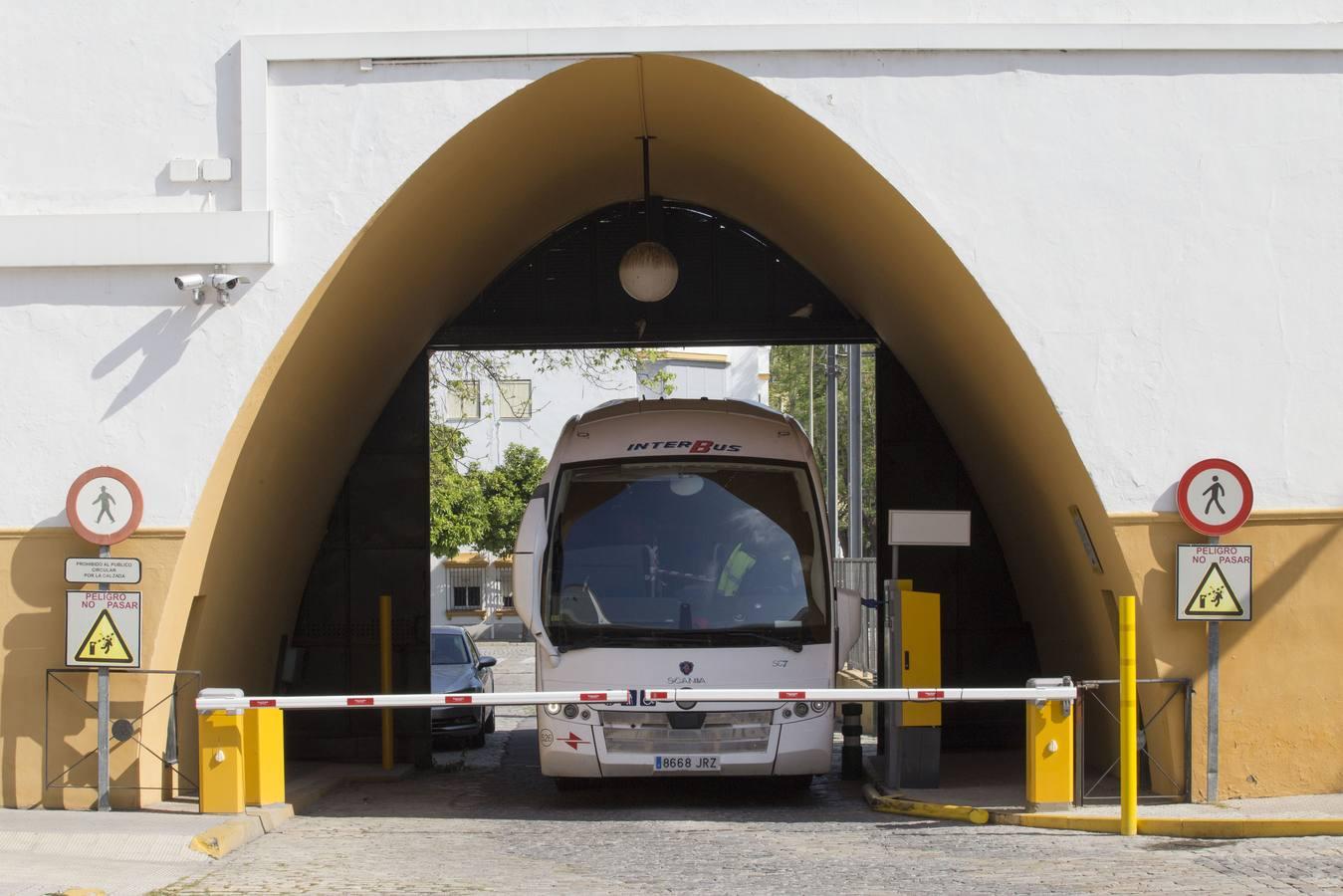 Coronavirus en Sevilla: en imágenes, las estaciones de autobuses durante el estado de alarma