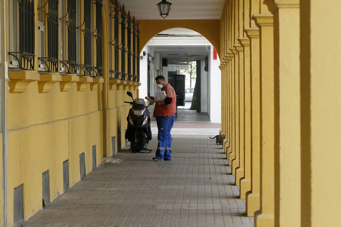 En imágenes, un día en Heliópolis durante el estado de alarma