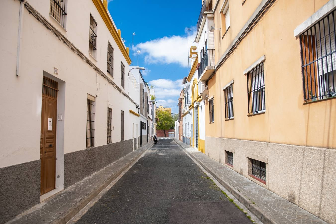 Coronavirus en Sevilla: Así es el día a día del estado de alarma en el Tiro de Línea