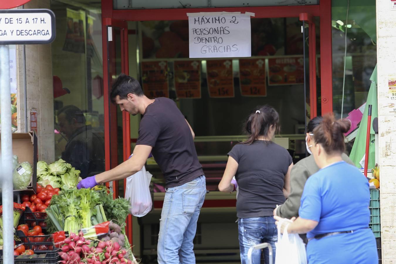 Coronavirus en Sevilla: un día en Torreblanca durante el estado de alarma