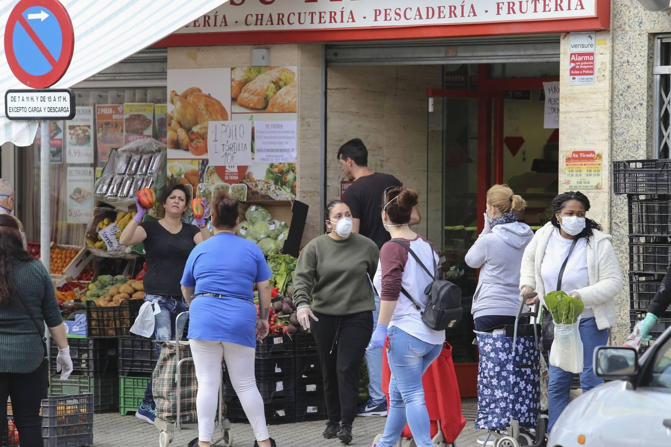 Coronavirus en Sevilla: un día en Torreblanca durante el estado de alarma