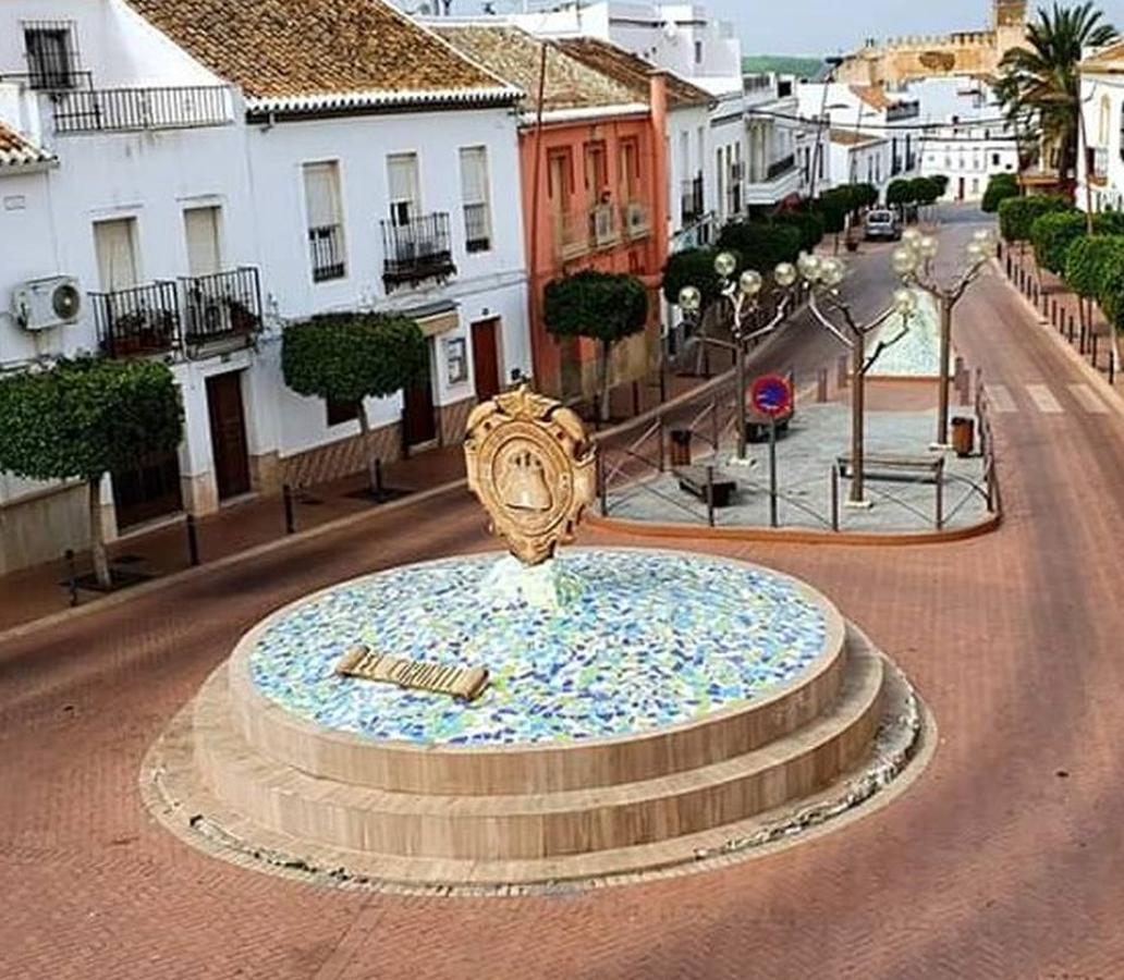 Coronavirus en Sevilla: la Policía Local de El Coronil felicita a los niños que cumplen años