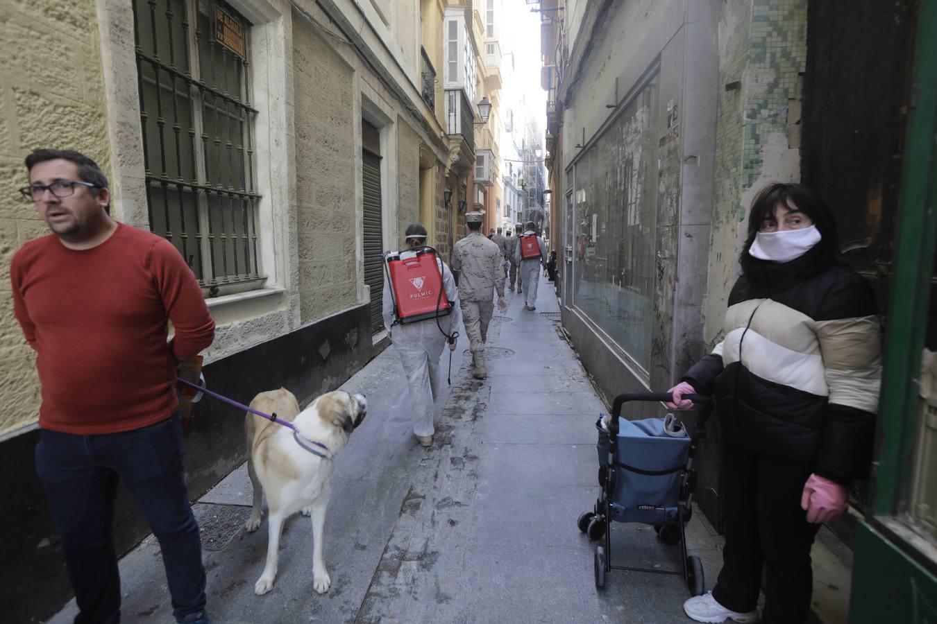 FOTOS: Las imágenes atípicas de una ciudad de Cádiz en Estado de Alarma