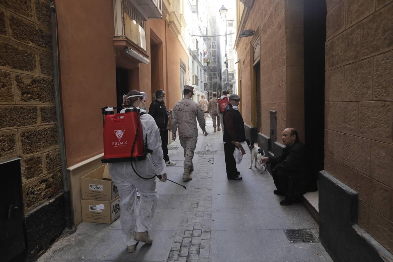 FOTOS: Las imágenes atípicas de una ciudad de Cádiz en Estado de Alarma