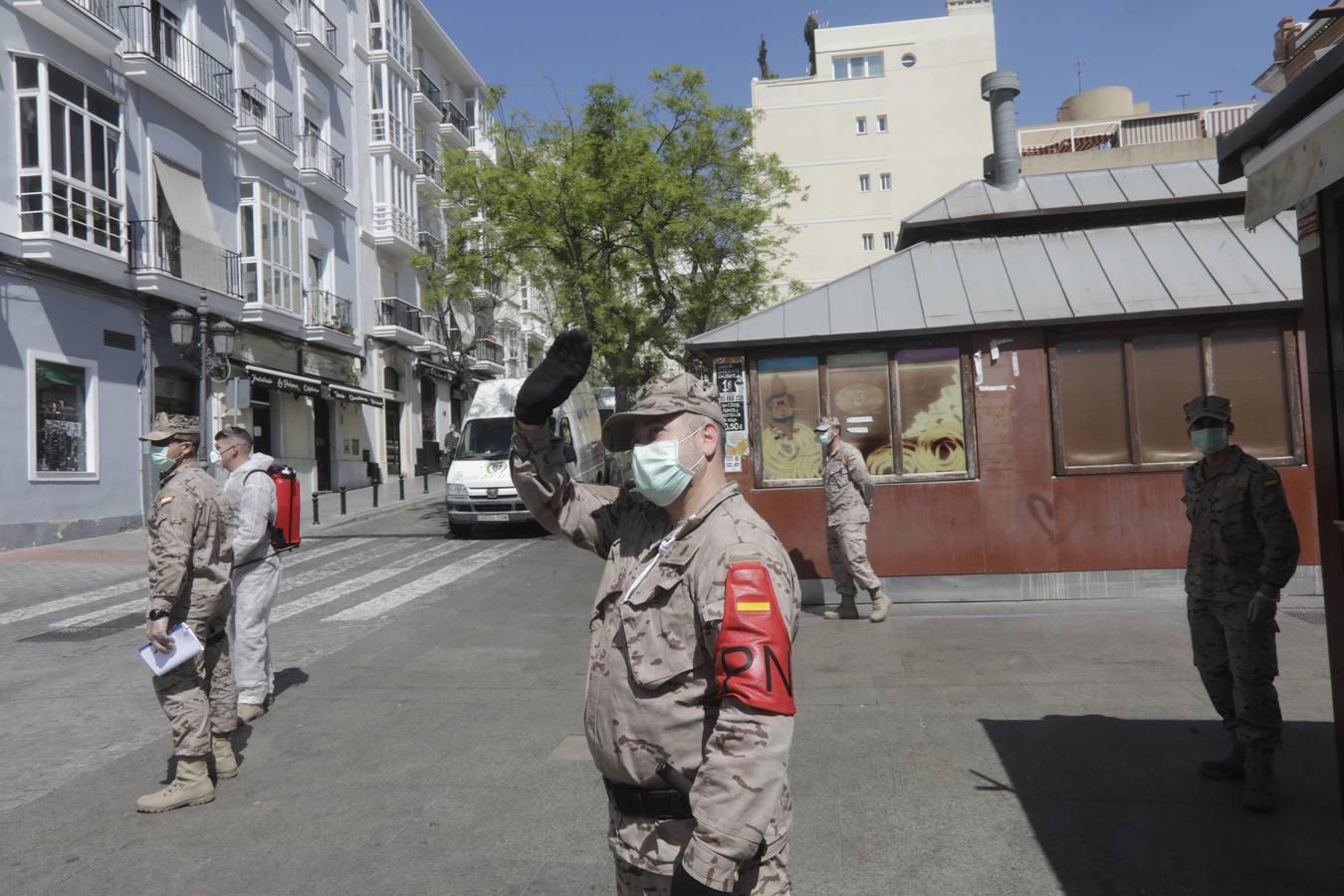 FOTOS: Las imágenes atípicas de una ciudad de Cádiz en Estado de Alarma