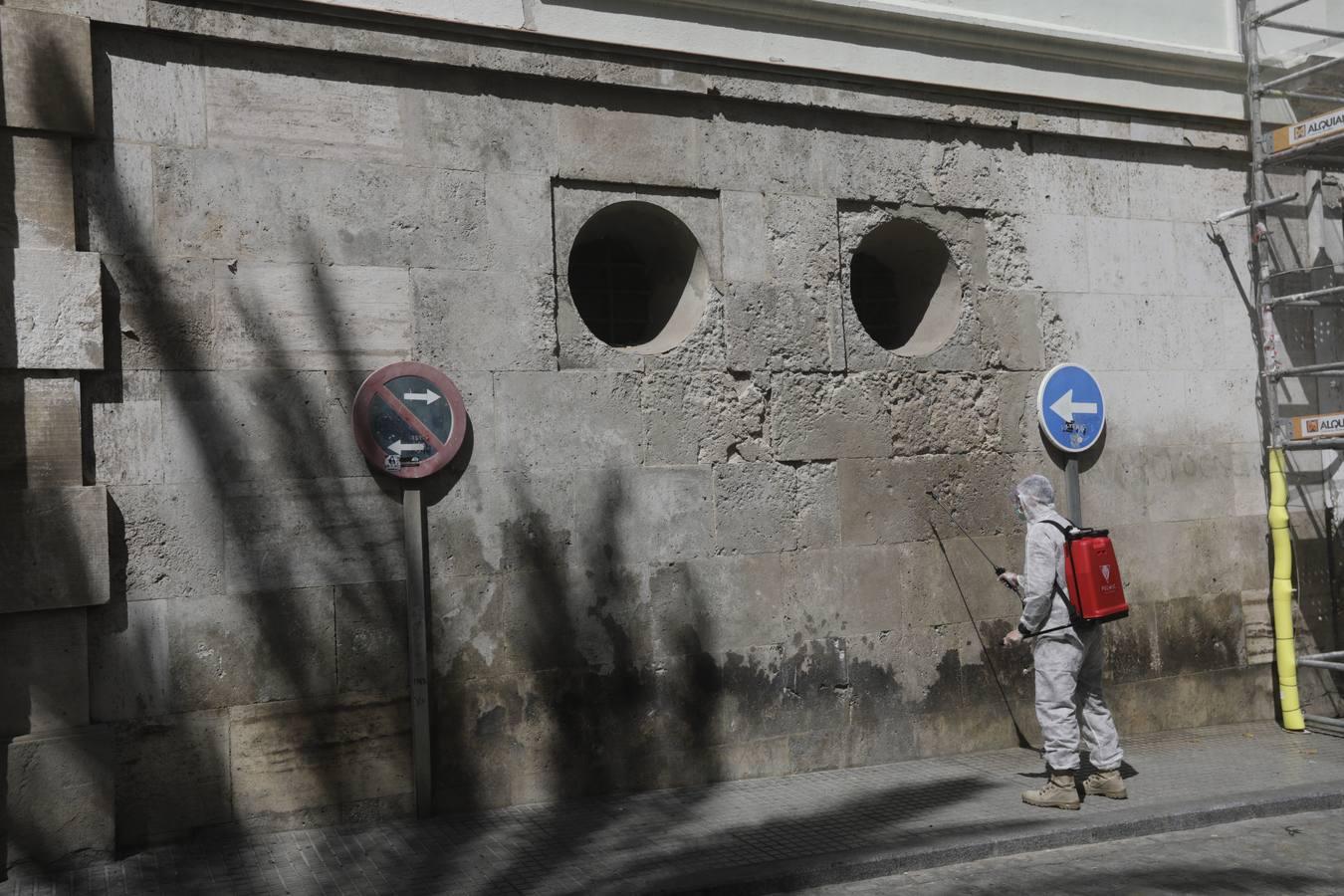 FOTOS: Las imágenes atípicas de una ciudad de Cádiz en Estado de Alarma