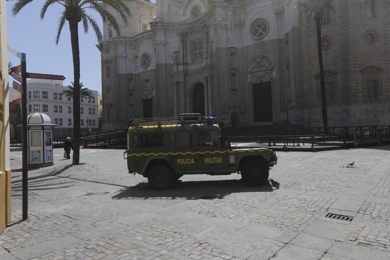 FOTOS: Las imágenes atípicas de una ciudad de Cádiz en Estado de Alarma