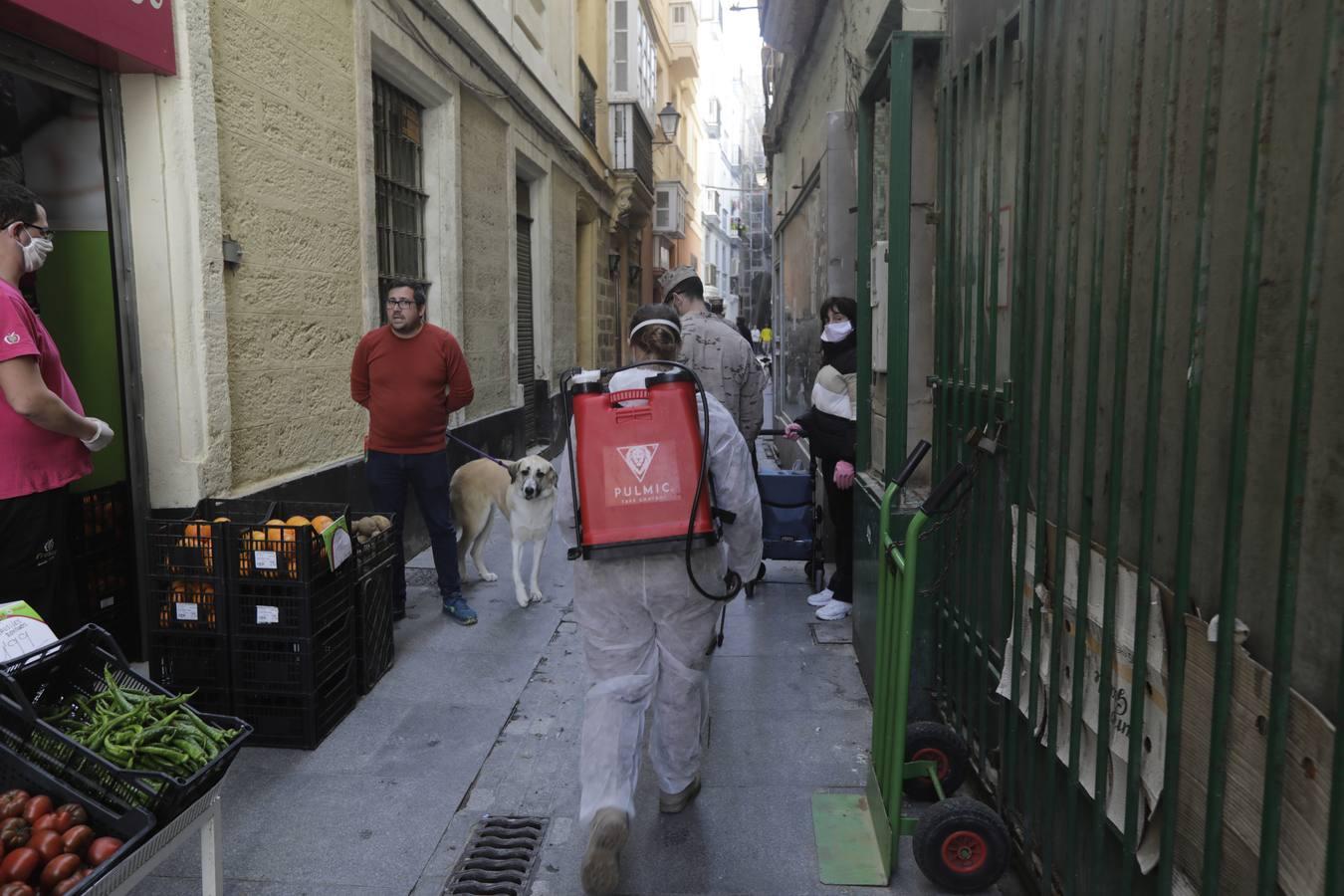 FOTOS: Las imágenes atípicas de una ciudad de Cádiz en Estado de Alarma