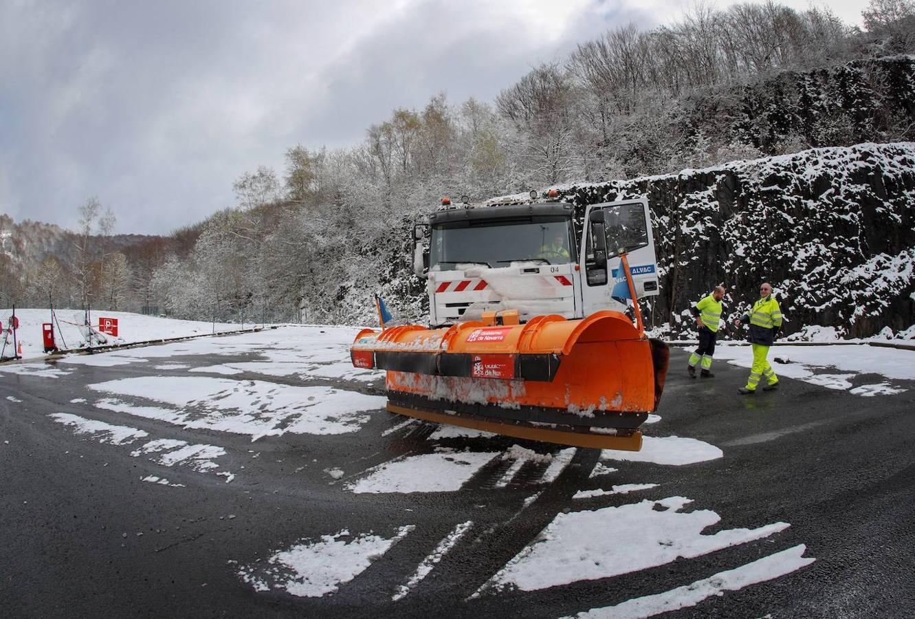 Nieve en la Autovía de Leizarán. 