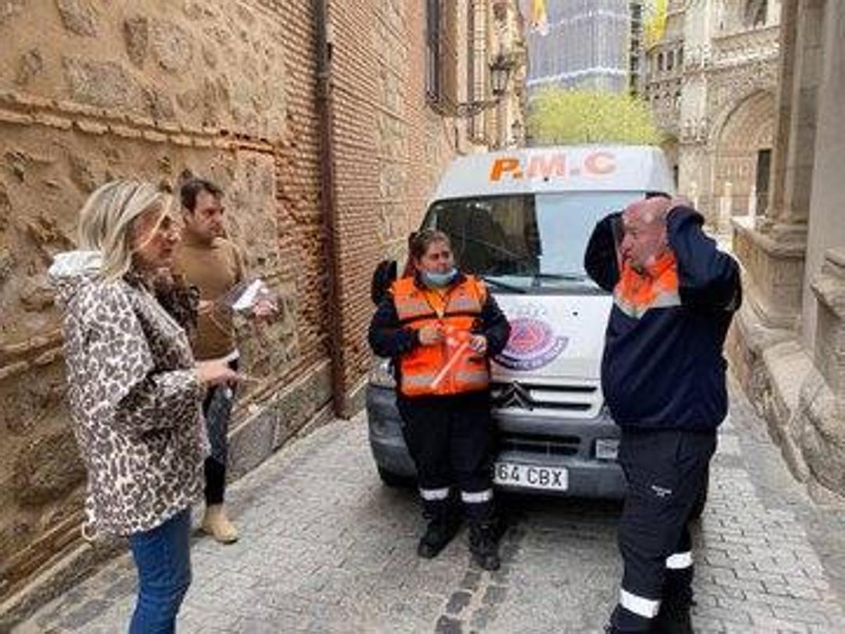 El trabajo de los miembros de Protección Civil de Toledo contra el coronavirus, en imágenes