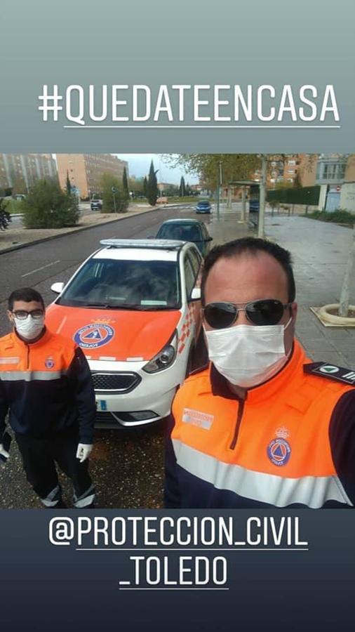 El trabajo de los miembros de Protección Civil de Toledo contra el coronavirus, en imágenes