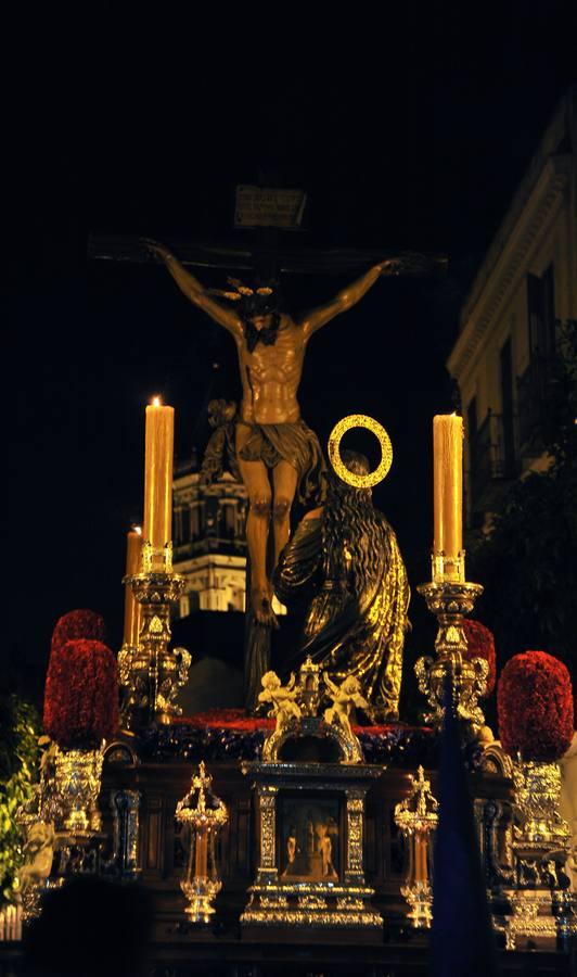 El Cristo de la Buena Muerte por Doña María Coronel. 