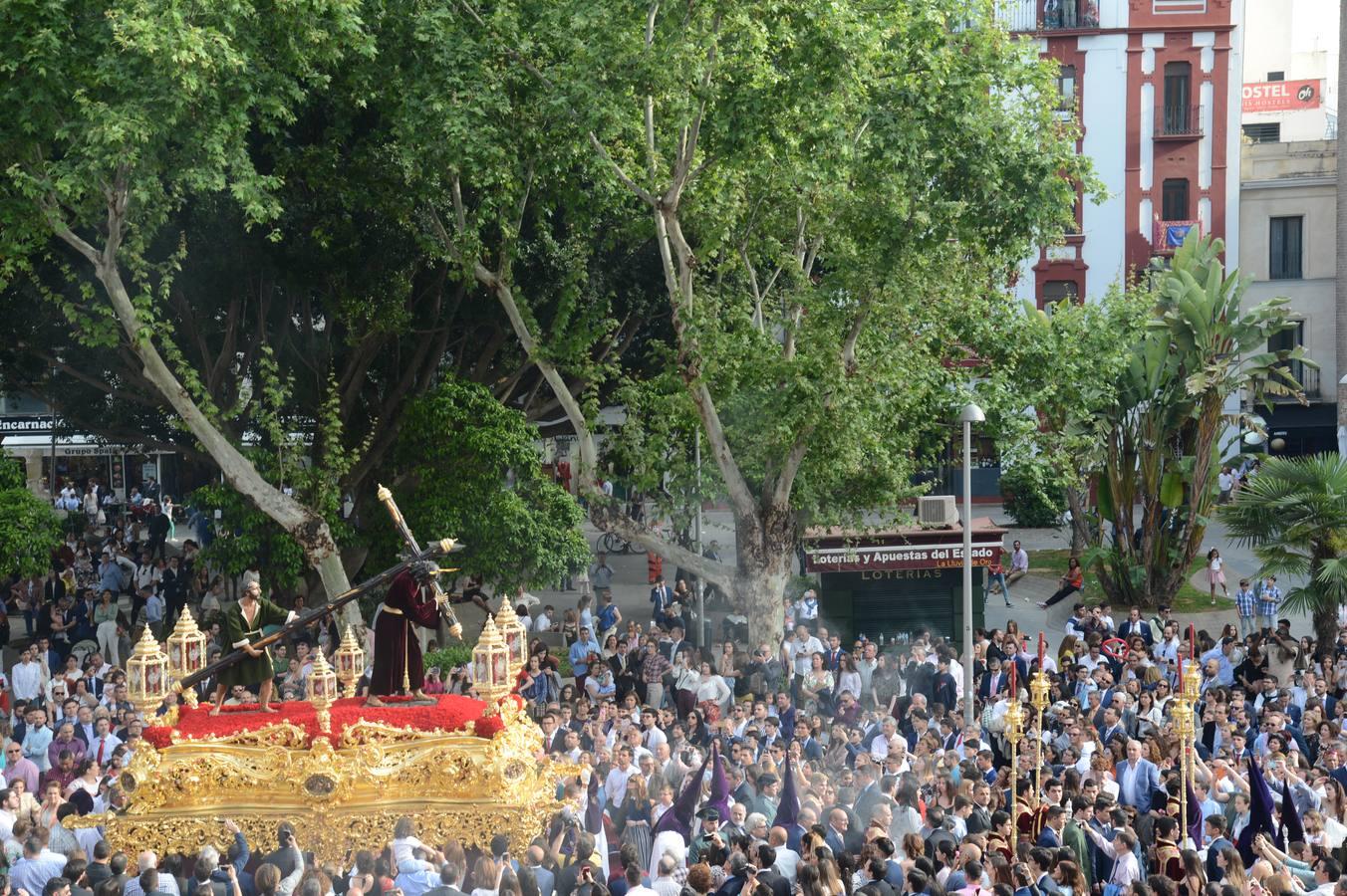 El Cristo de las Penas por la Encarnación. 