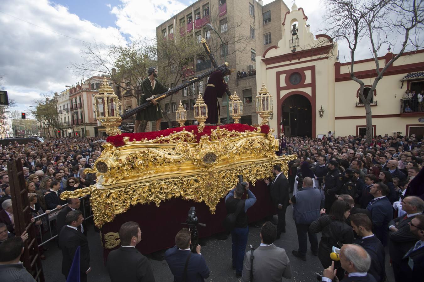 El misterio de San Roque ante la capilla de los Negritos. 