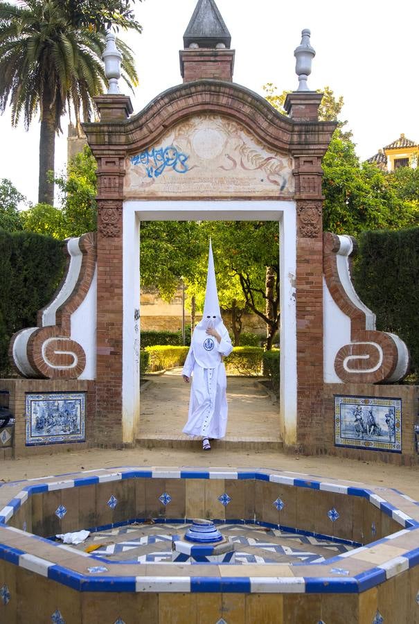 Nazareno de la Hermandad de la Candelaria