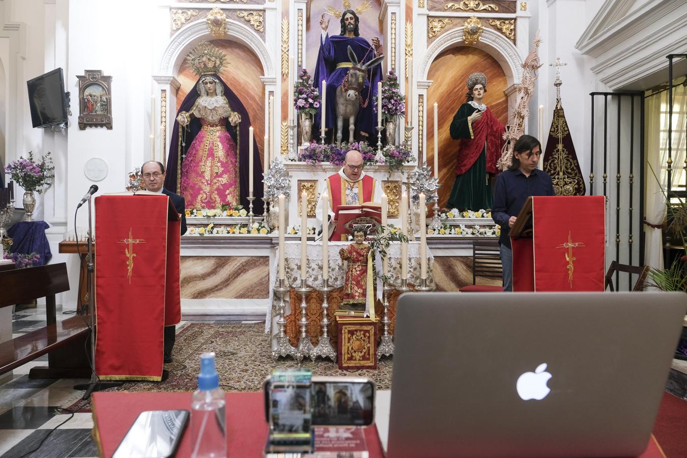 FOTOS | Un Domingo de Ramos atípico en Cádiz